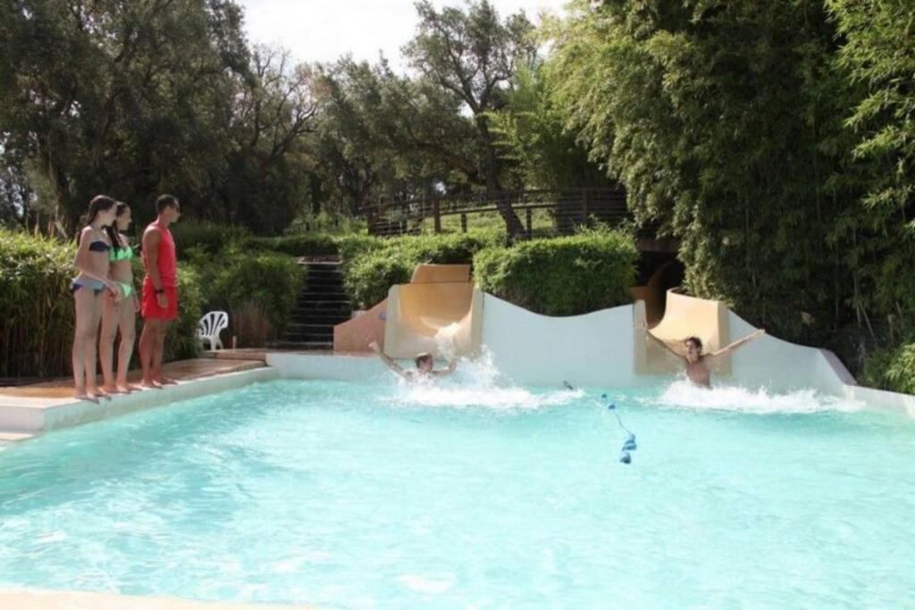 Les Restanques 2268 Glycines Apartman Grimaud Kültér fotó