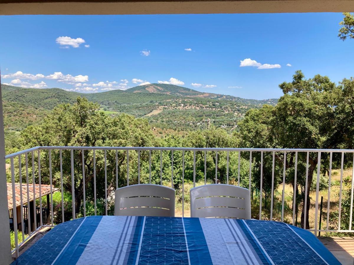 Les Restanques 2268 Glycines Apartman Grimaud Kültér fotó