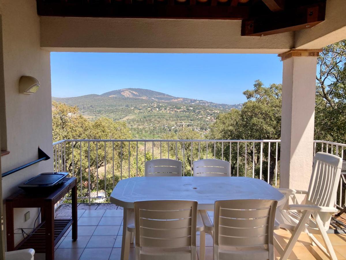 Les Restanques 2268 Glycines Apartman Grimaud Kültér fotó