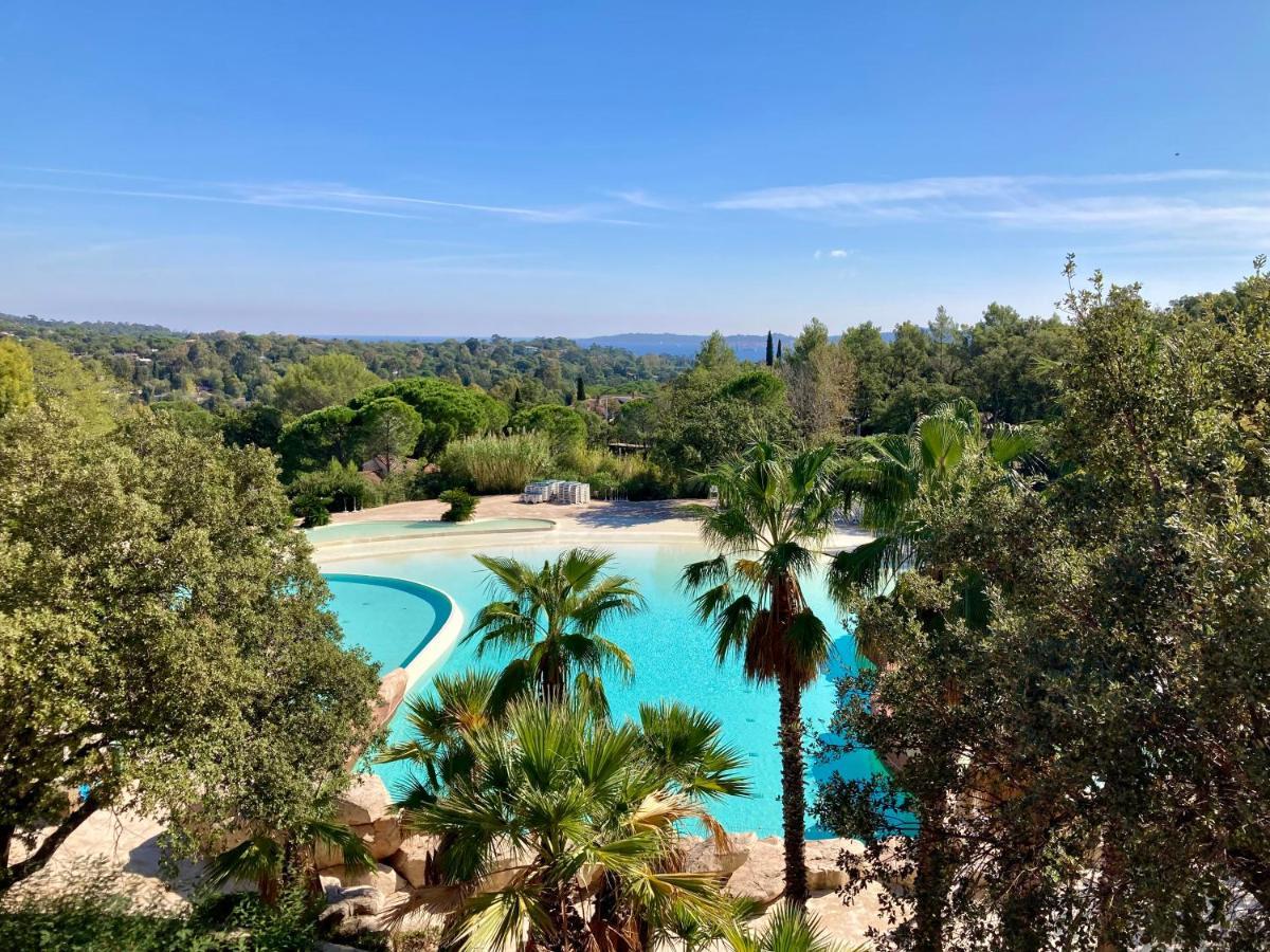 Les Restanques 2268 Glycines Apartman Grimaud Kültér fotó